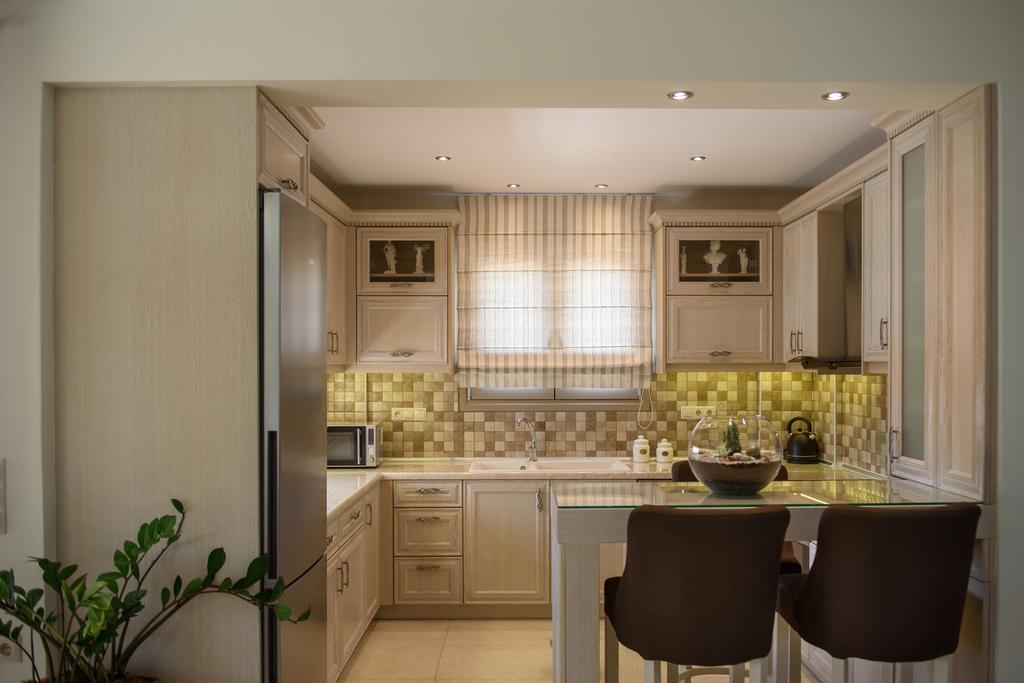 Golden Sky Villa กามิลารี ภายนอก รูปภาพ